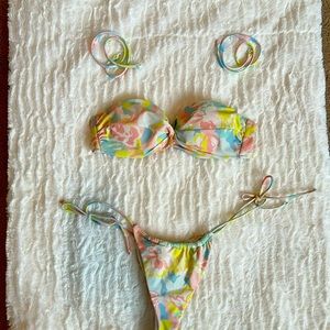 Victorias Secret Strapless thong bikini